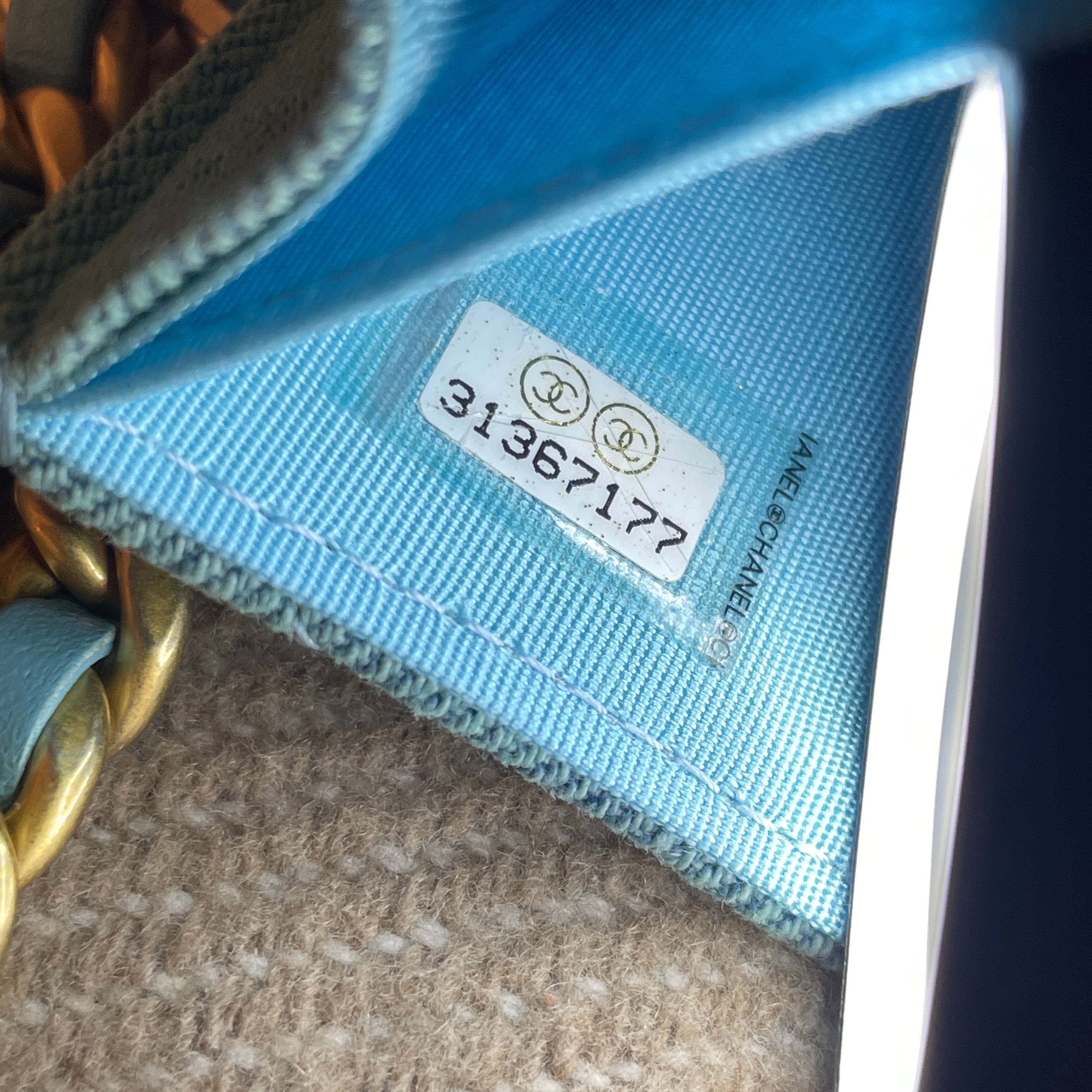 Chanel 19 Flap Coin Purse With Chain Denim Light Blue - 0630p4-13