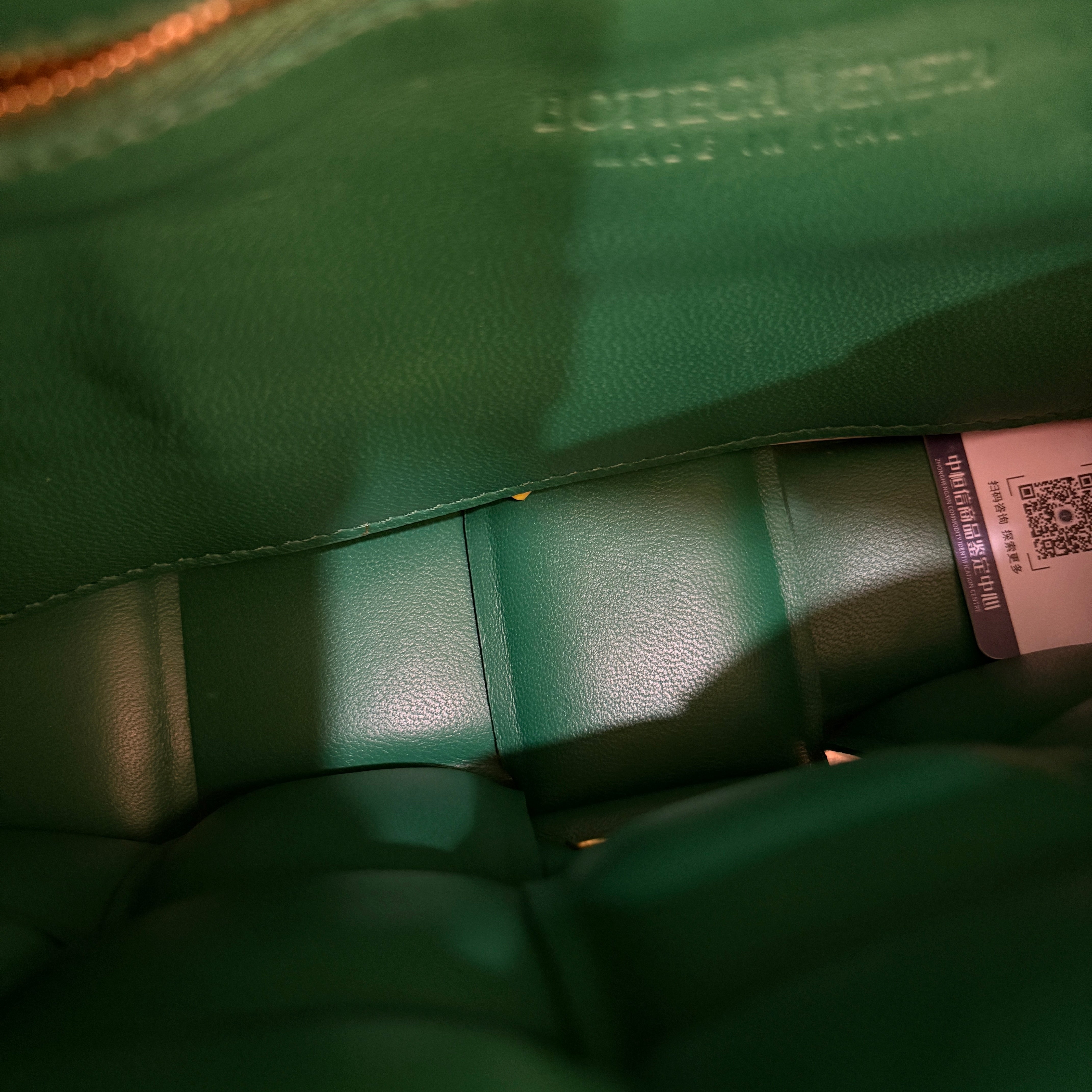 Bottega Veneta Small Padded Cassette Crossbody Bag Calfskin Intrecciato Green - 0716m1-12