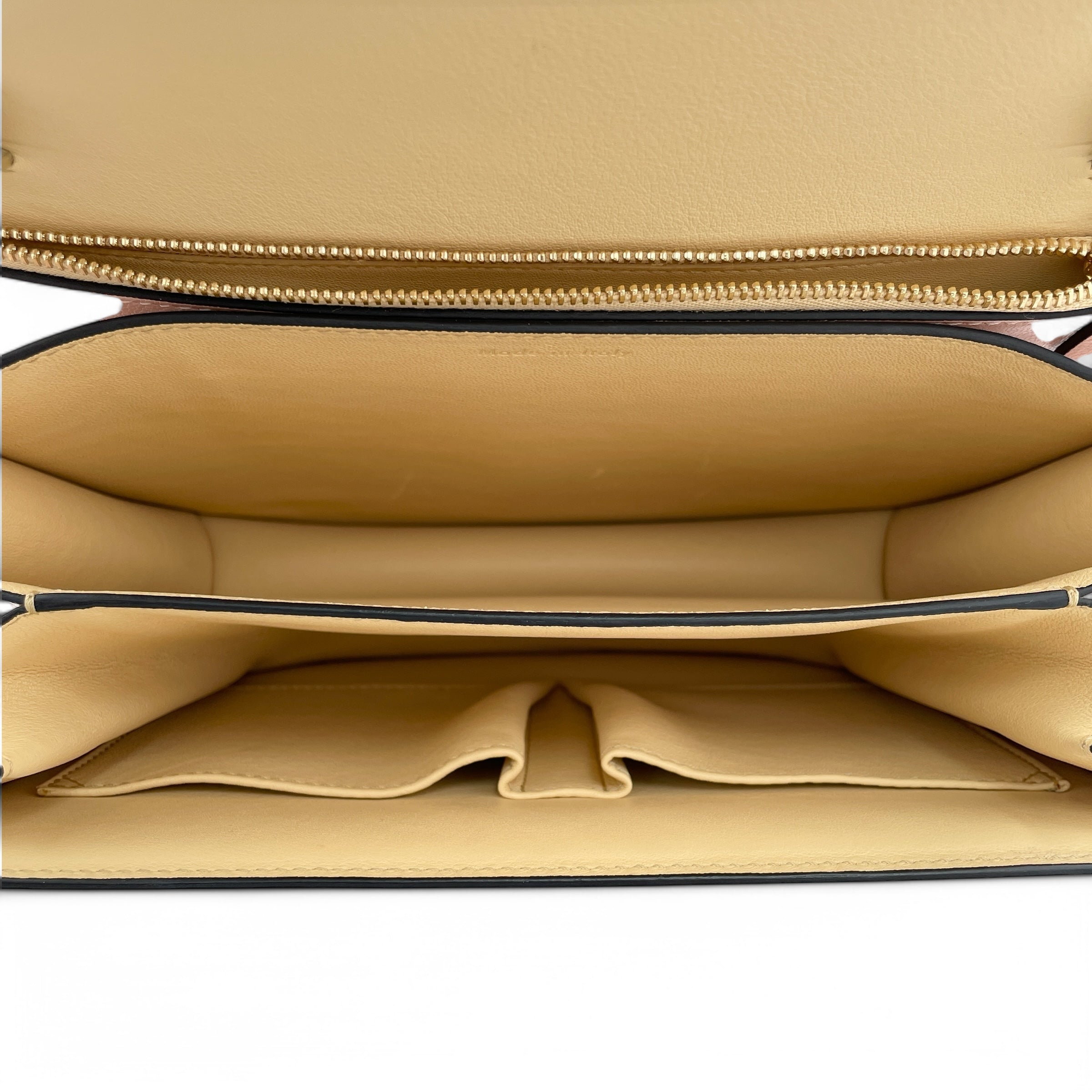 Celine Medium Medium Classic Box Goatskin Natural Tan Light Yellow - jd0223a6-11_26f77f01-de5c-4d9d-82dc-f21fbbf6a7bf