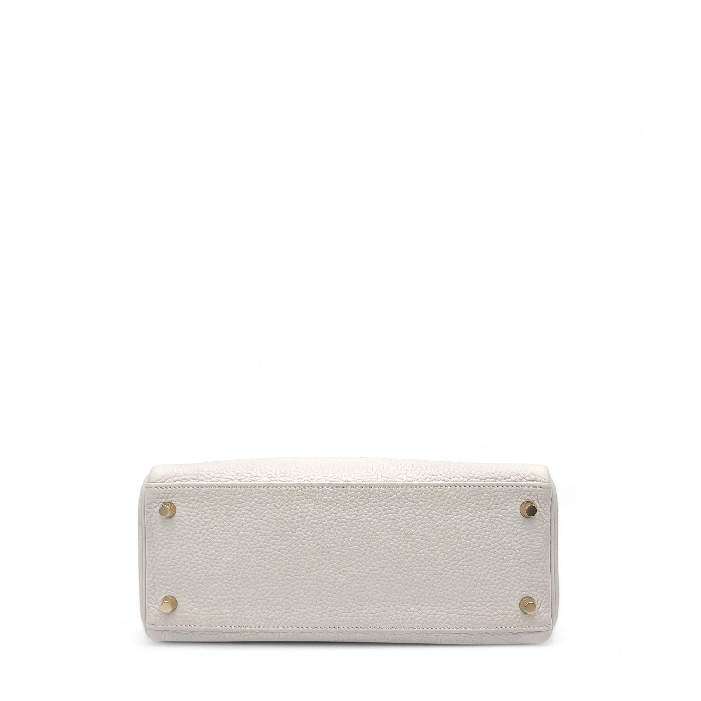 Hermes Kelly 28 Togo 10 Craie - jd0307a0-4_9cd6ec1f-6e88-4112-9697-a0fe1533e5b9