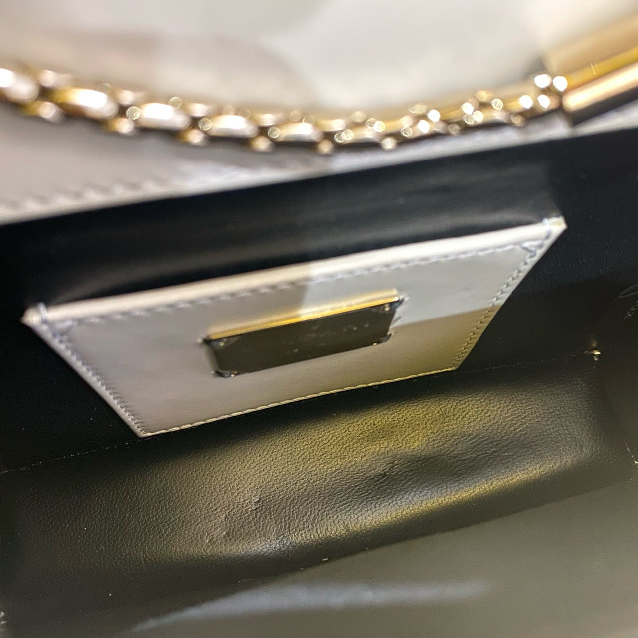 Bulgari Small With Chain Crossbody Bag Calfskin Metal White - mh231325-10_8d929951-1f5f-4404-89ff-857b071bfe54