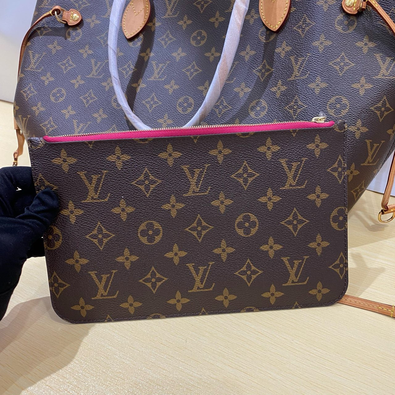 Louis Vuitton Neo Neverfull MM Monogram Brown - mh2502070-11_eaa2743d-20b7-4bf1-89d5-bb458ff68cbe