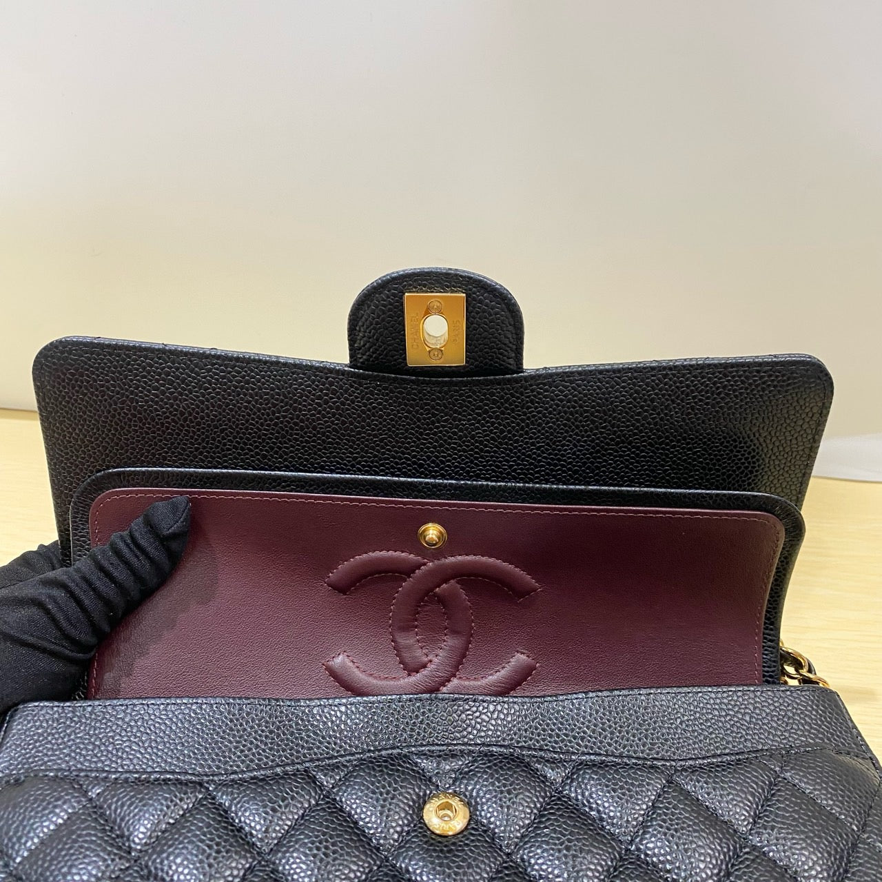 Chanel Quilted Medium Double Flap Grained Calfskin Black - mh2502389-10_e29ec25b-a0b6-4e14-aa71-75cc7d403a0d