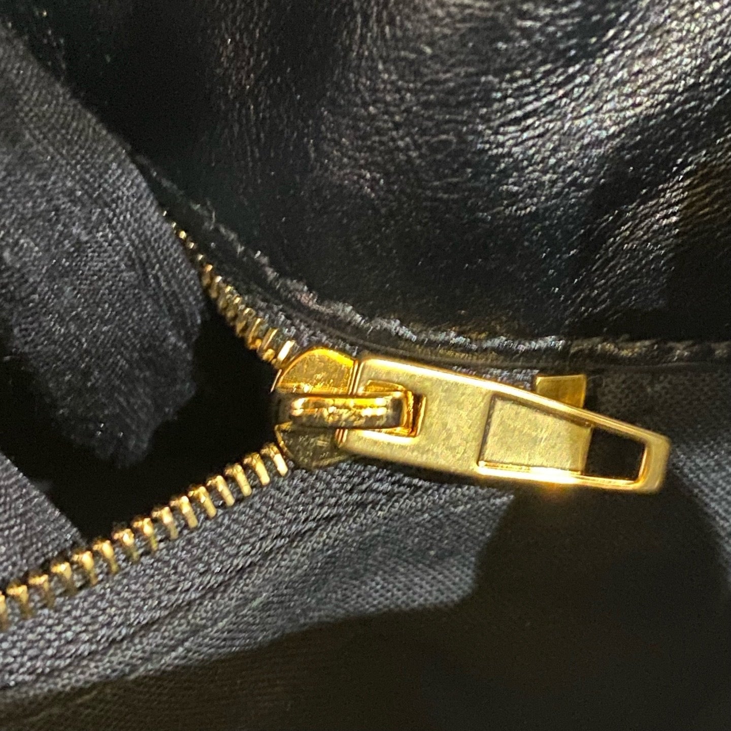 Balenciaga Small Sling Shoulder Bag Calfskin Black - mh2503564-12