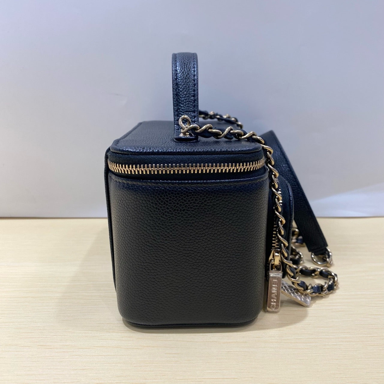 Chanel Quilted Top Handle Vanity Case Grained Calfskin Black - mh2503636-5