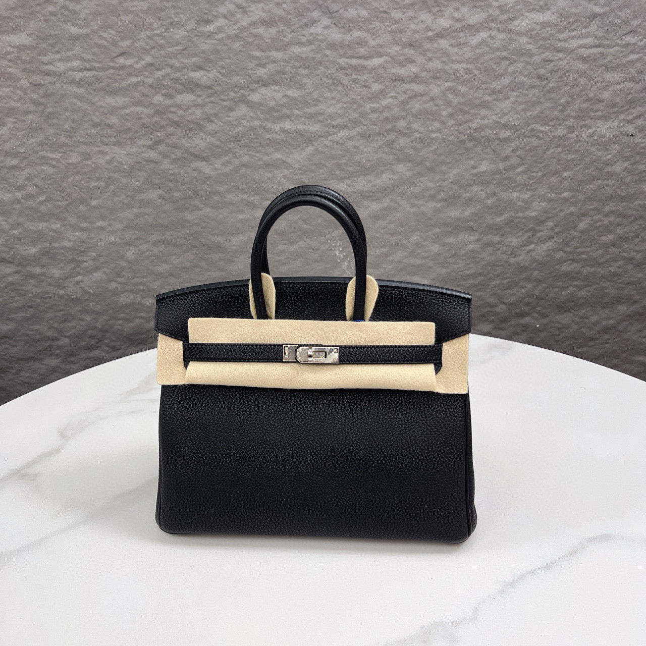 Hermes Birkin 25 Togo 89 Noir - mk102349-13_a20e8e69-94d4-4384-adc7-23b02a25db6a
