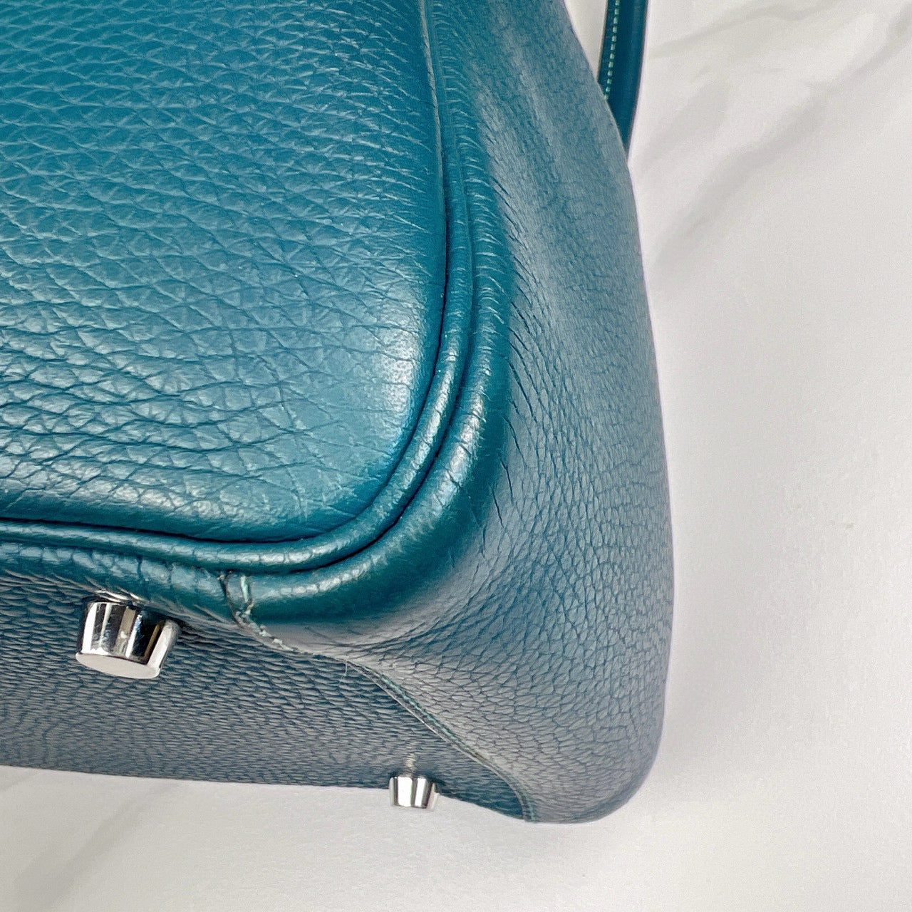 Hermes Lindy 30 Taurillon Clemence 1P Colvert 7B Turquoise - mk102915-10_bfb43326-8b2a-4ea0-a821-c80ad8af3fa0