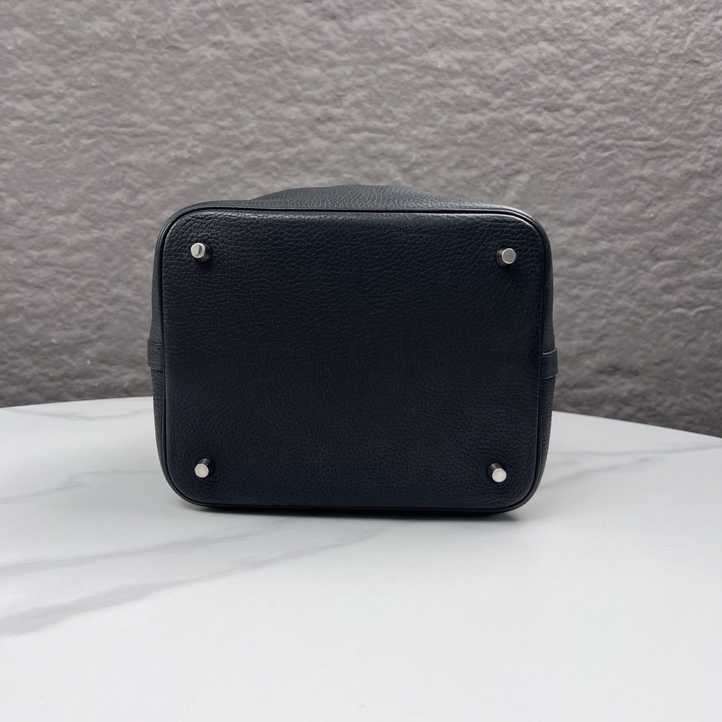Hermes Picotin 22 Taurillon Clemence 89 Noir - mk103321-12_327fe095-2efc-4ed6-a4ed-9c09530e62a2