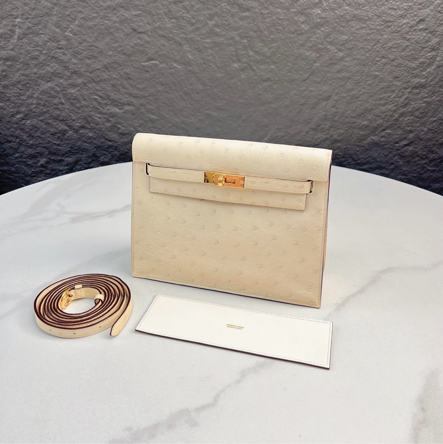 Hermes Kelly Danse Ostrich I2 Nata - mk103345-4_c7d93789-4dc2-46a1-a1ae-7444e82c4240