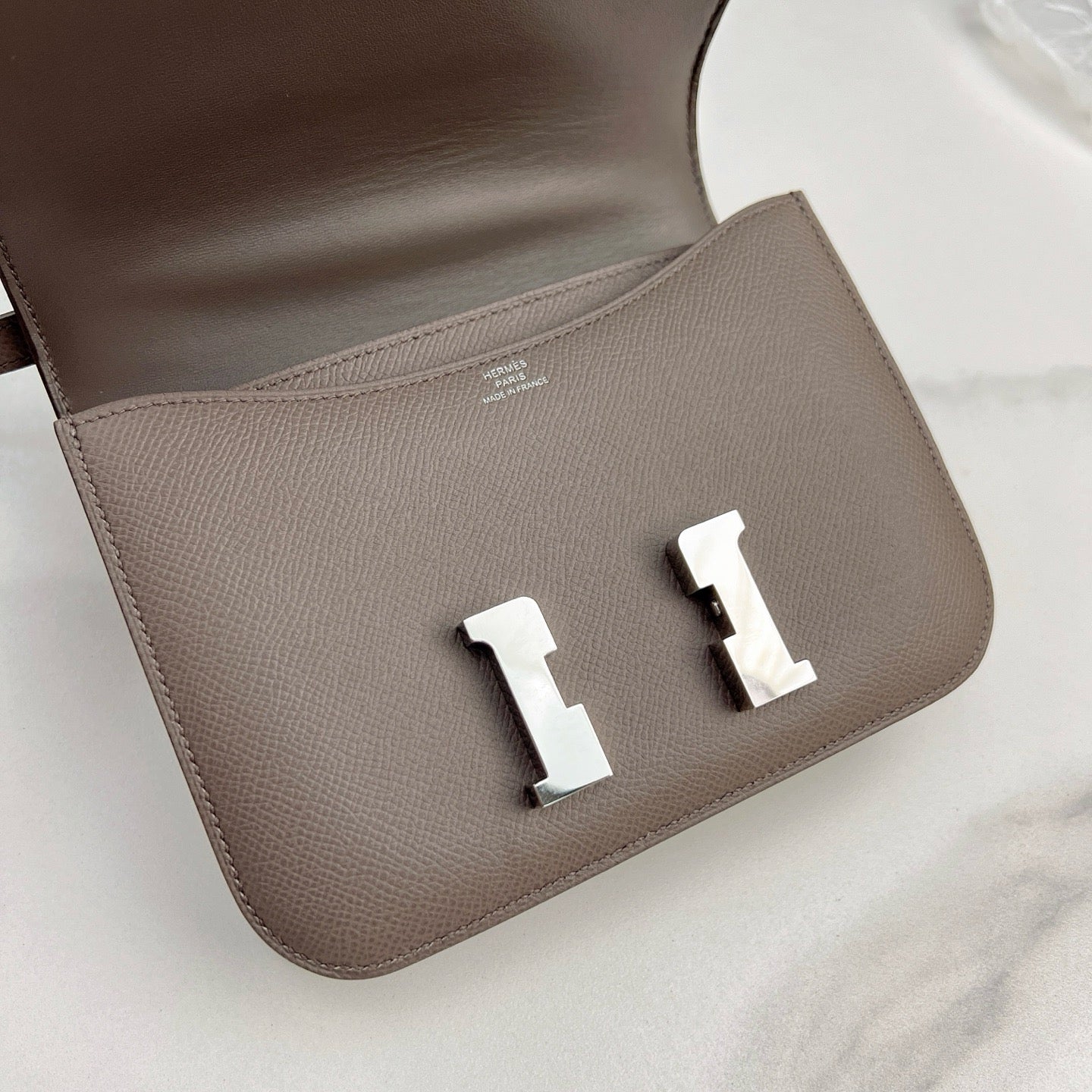 Hermes Constance 19 Epsom 8F Etain - mk103357-11_ba2e8e8c-3806-452e-aedd-fe2513c46100