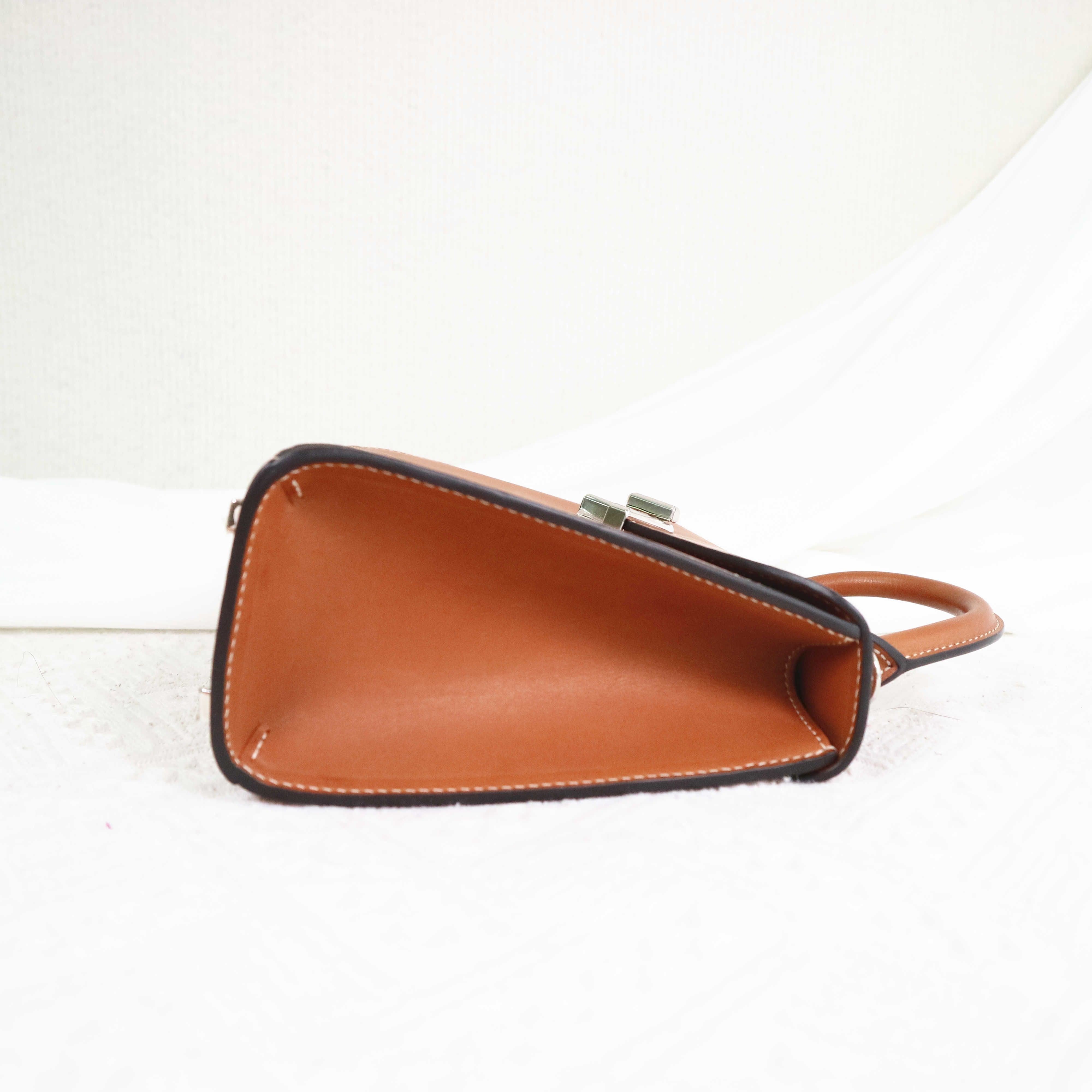 Moynat Gabrielle Bb Calfskin Brown - mm13553832-7_a5c59c33-2ea7-45f3-8c23-5c0fde017f3d