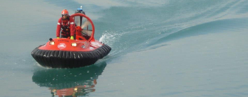 JOhn Maczko hovercraft pilot and Armadillo Merino® wearer, champion