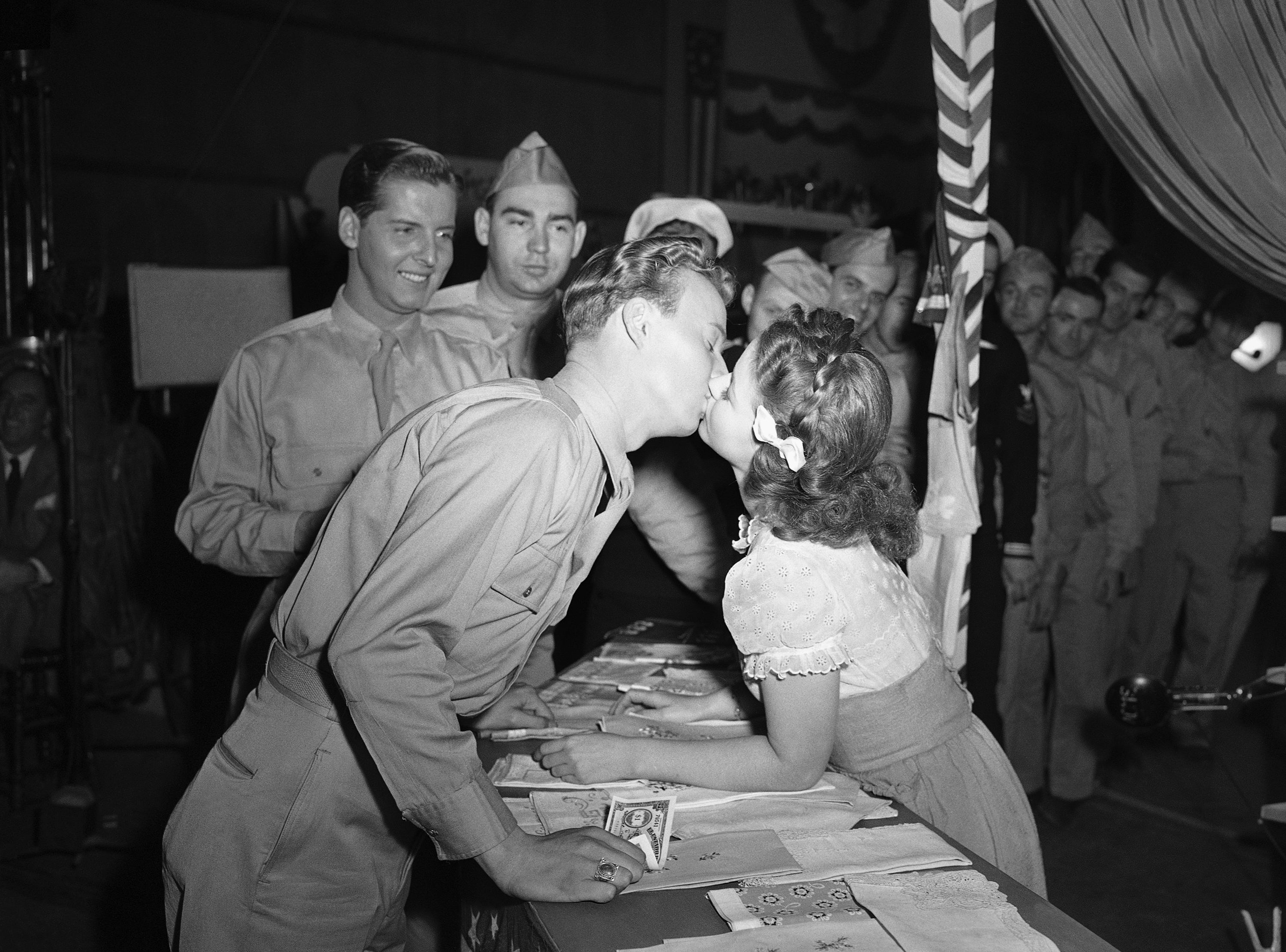 Shirley Temple Charms in "Kiss and Tell" (1945)