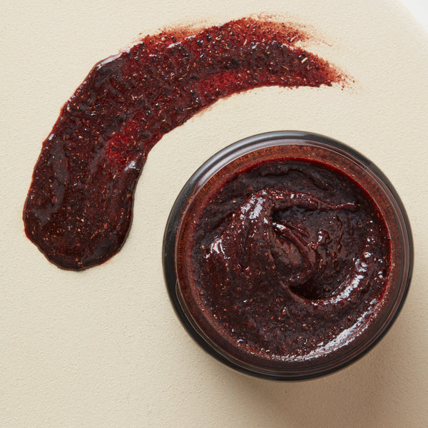 Hibiscus exfoliating mud with raw honey