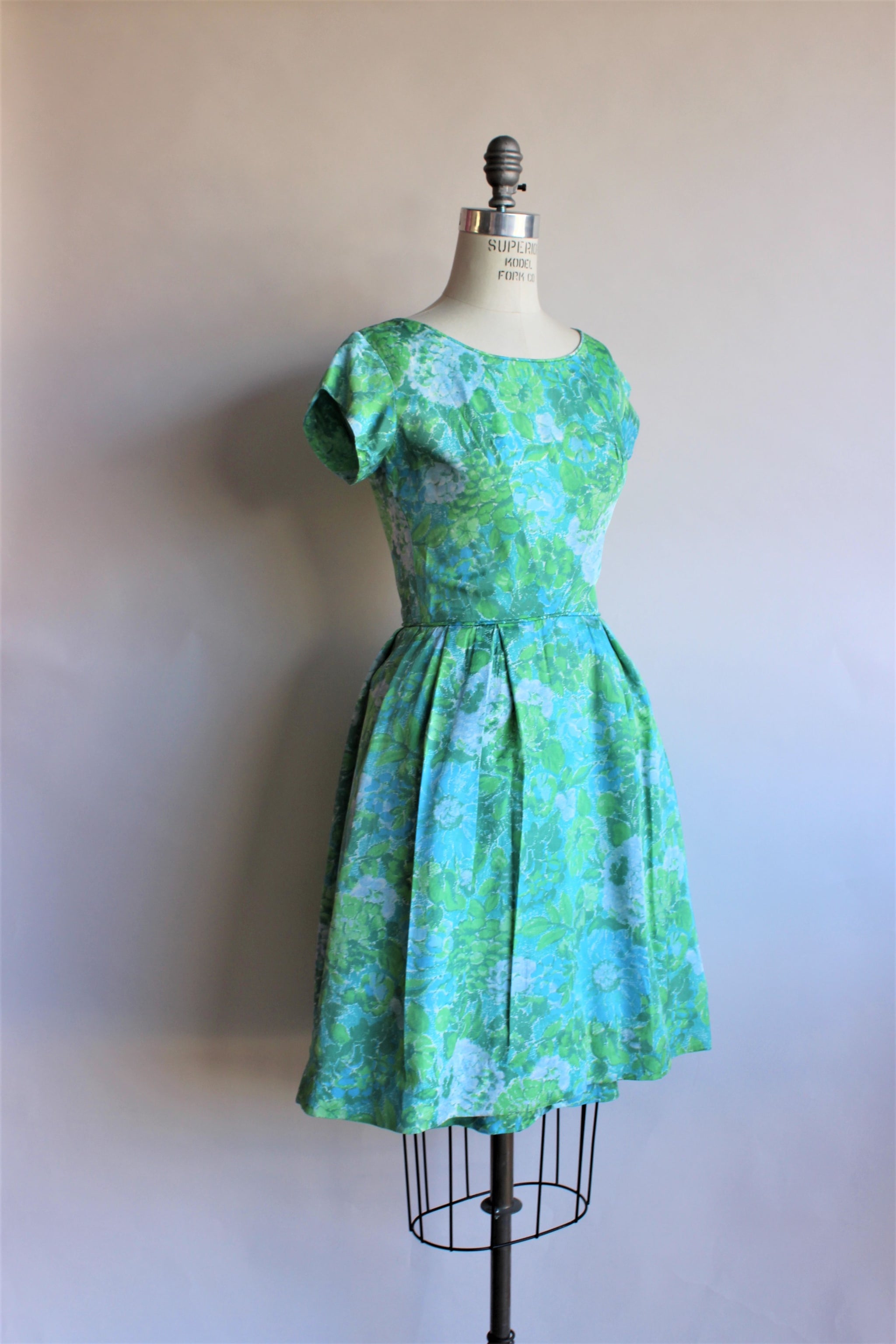 Vintage 1950s 1960s Blue Rose Fit And Flare Dress by Elinor Gay ...