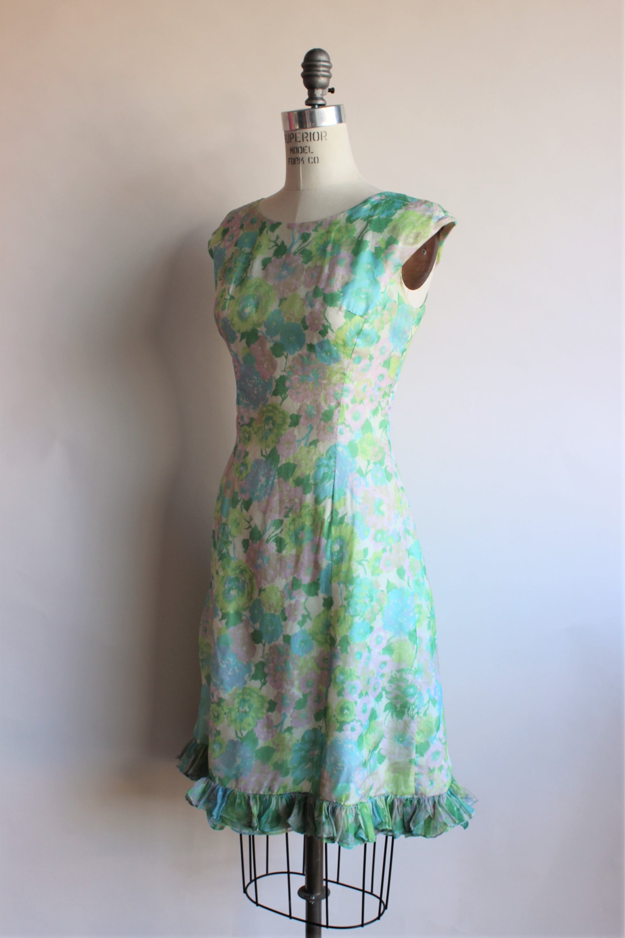 Vintage 1960s Floral Print Dress With Ruffle Hem - Toadstool Farm Vintage