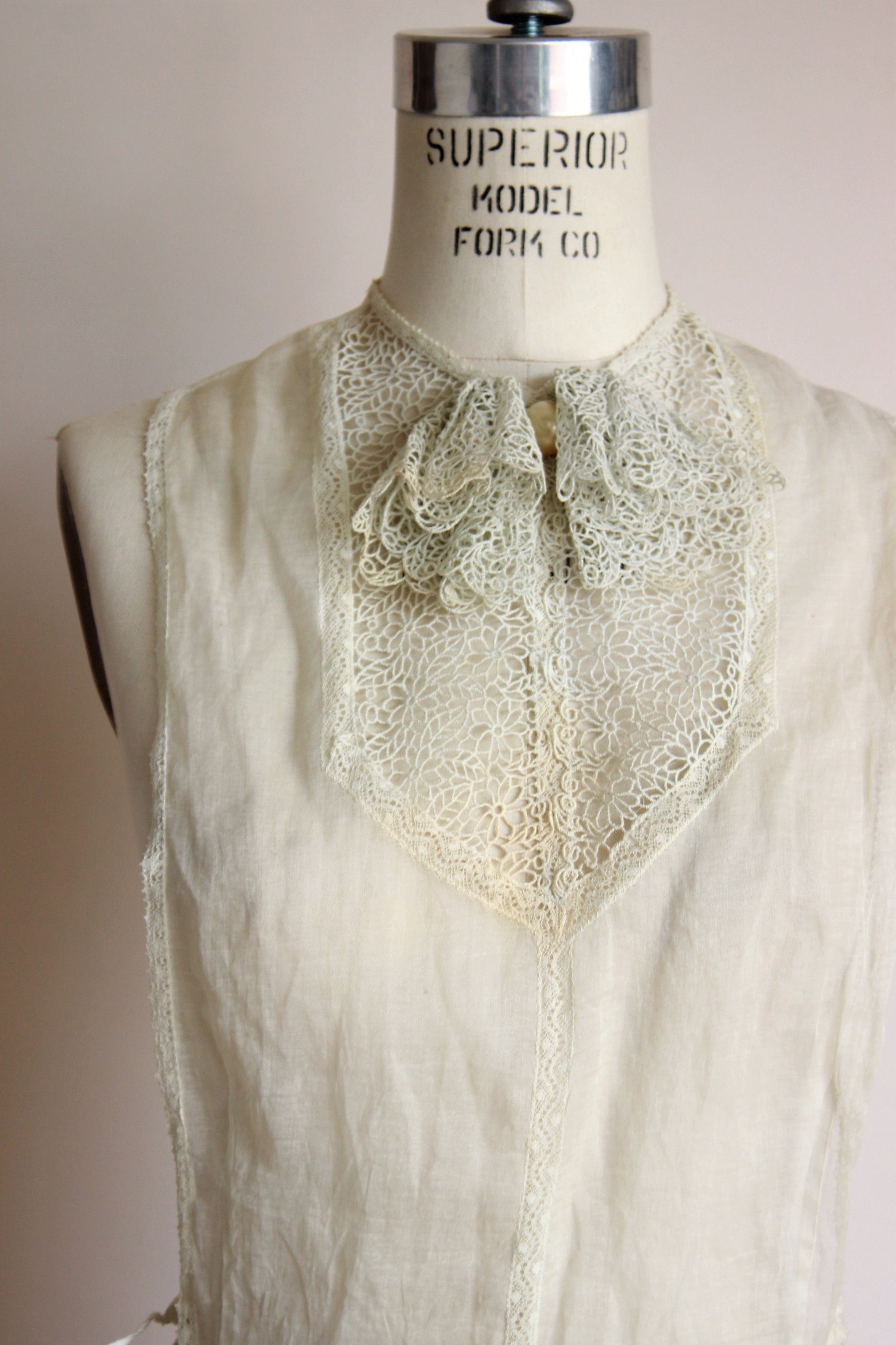 Vintage 1940s Lace Dickie – Toadstool Farm Vintage