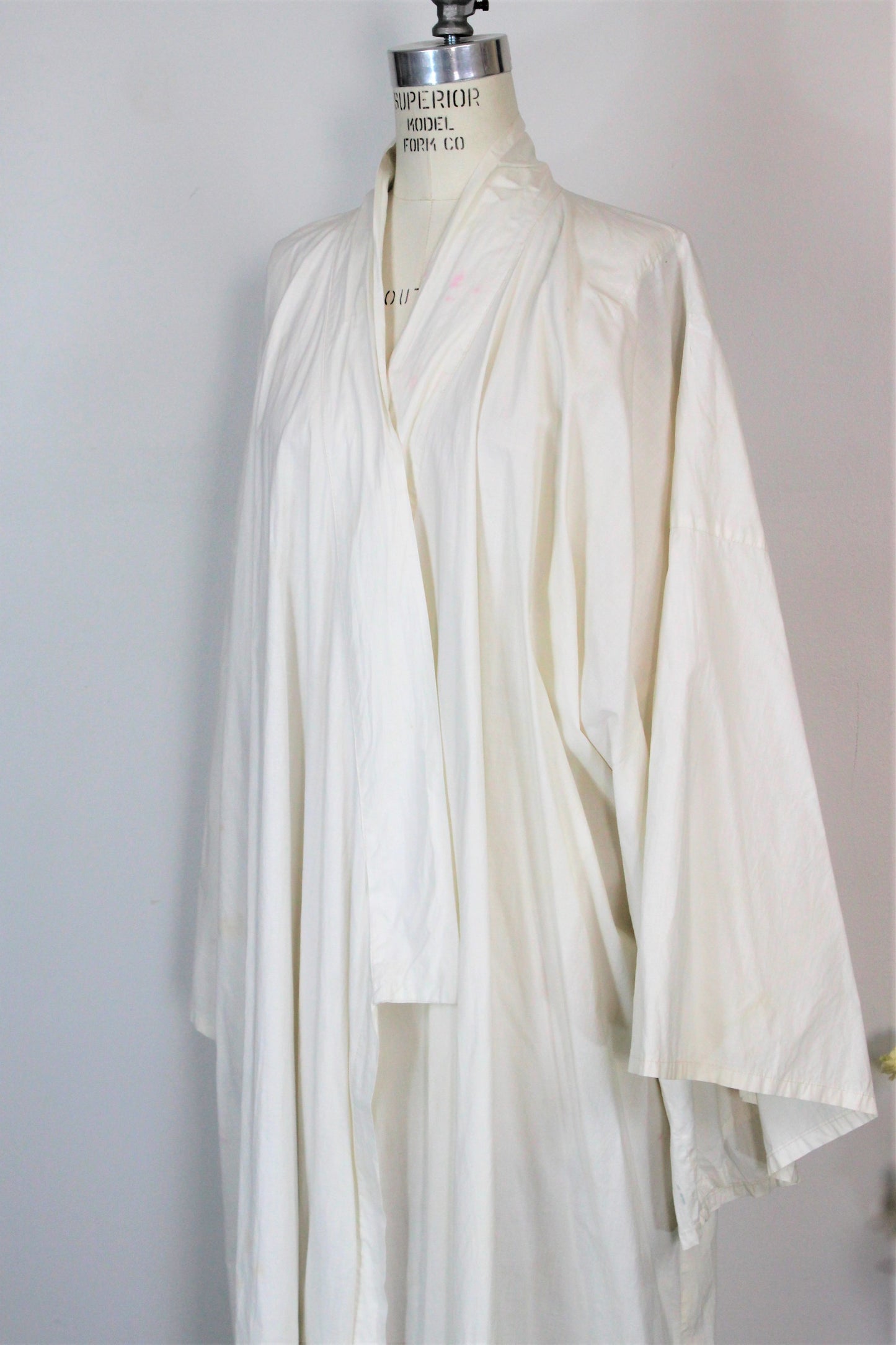Vintage White Cotton Kimono Hollywood Costume – Toadstool Farm Vintage