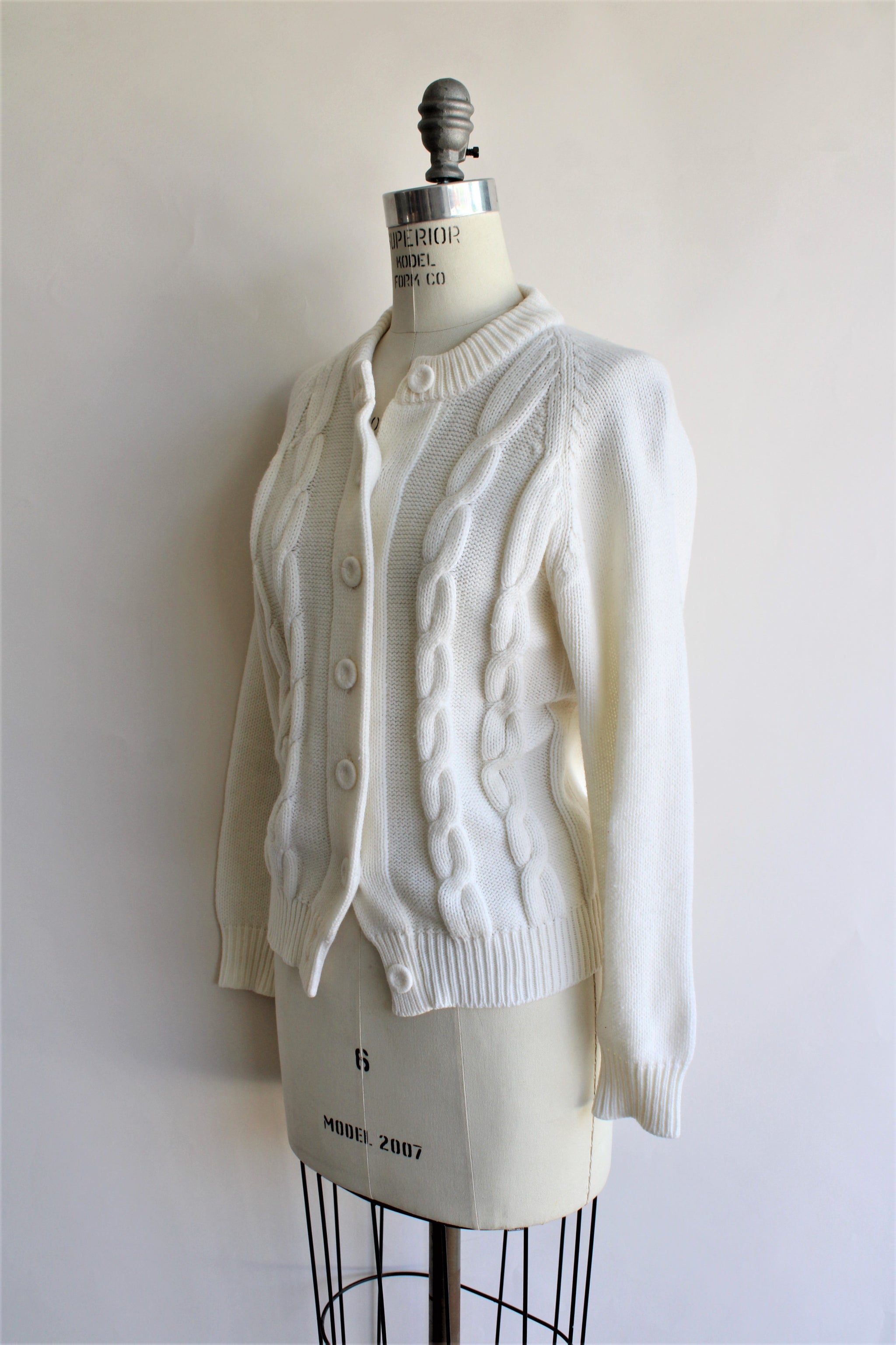 Vintage 1960s 1970s White Cable Knit Cardigan – Toadstool Farm Vintage