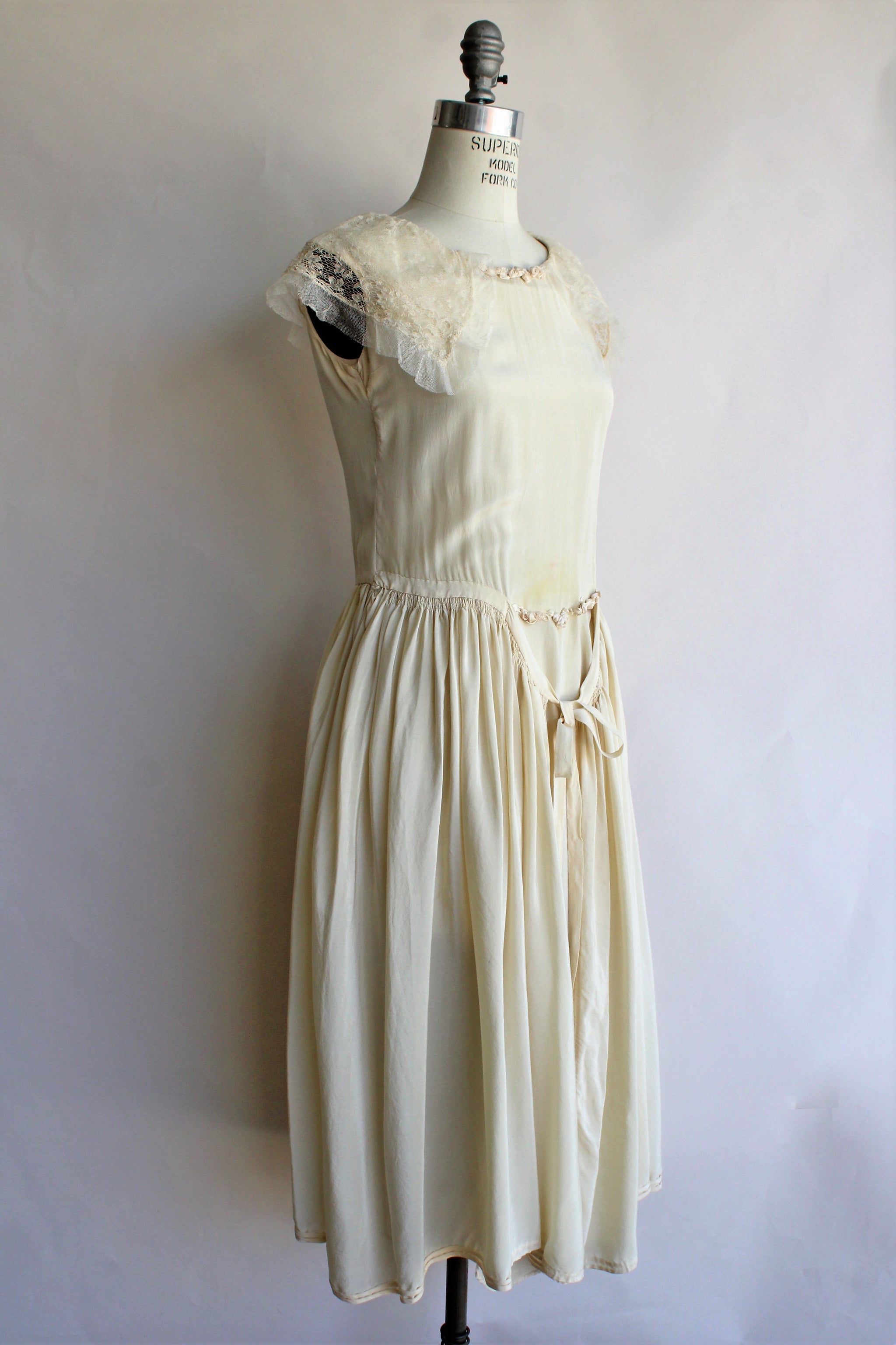 Vintage 1920s Ivory Silk Robe De Style Dress – Toadstool Farm Vintage