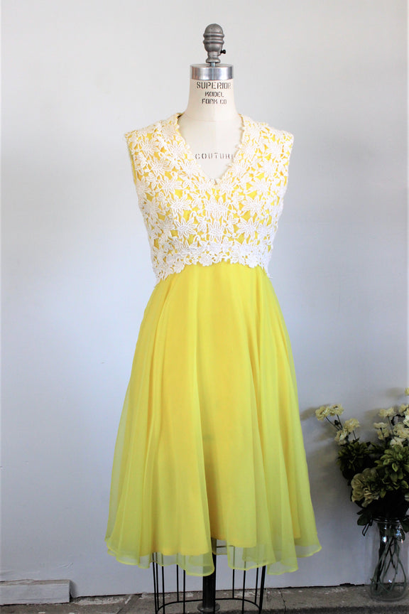 Vintage 1960s Fit And Flare Dress#N# – Toadstool Farm Vintage