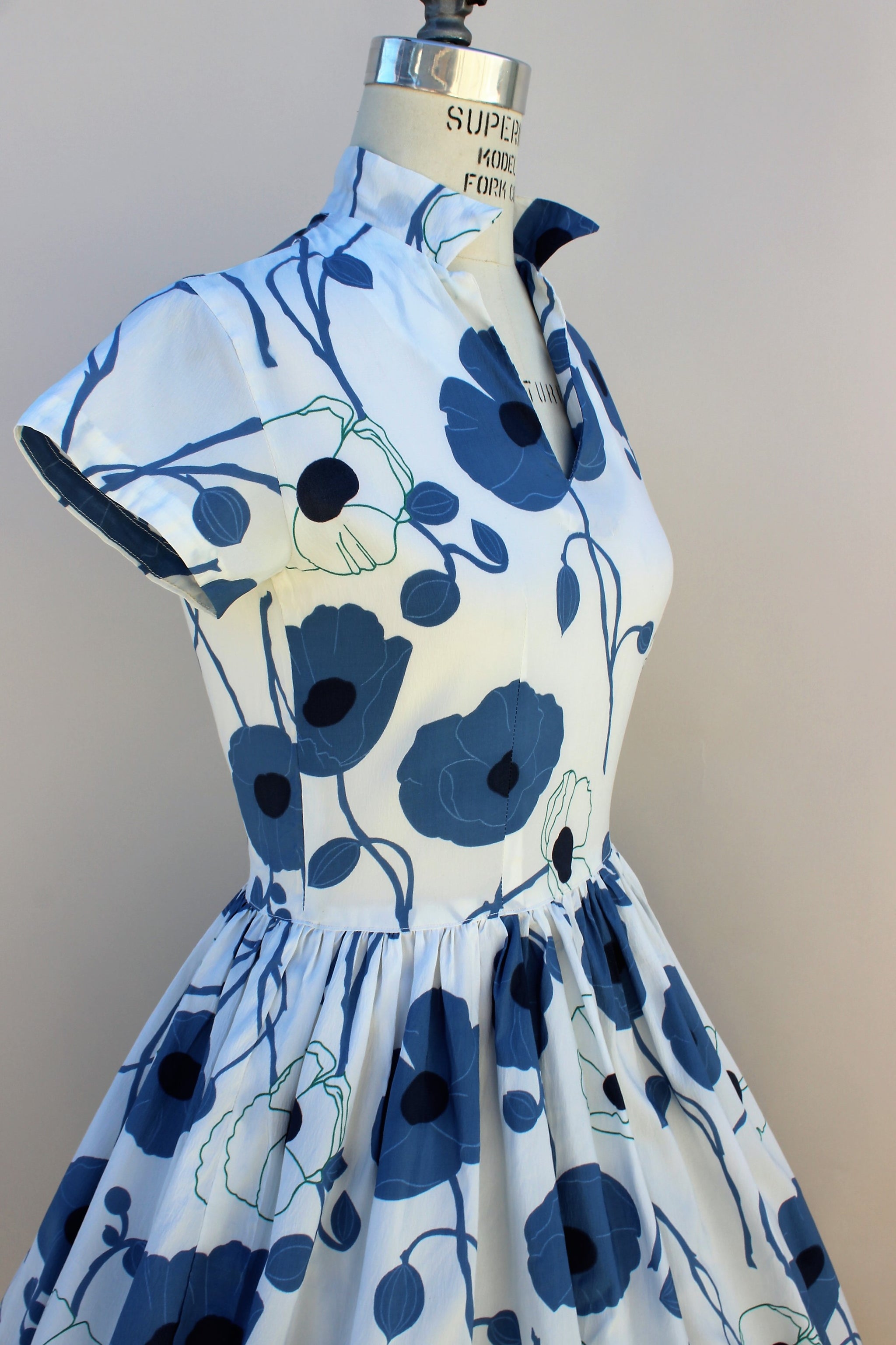 Vintage 1950s Blue Poppy Print Dress – Toadstool Farm Vintage