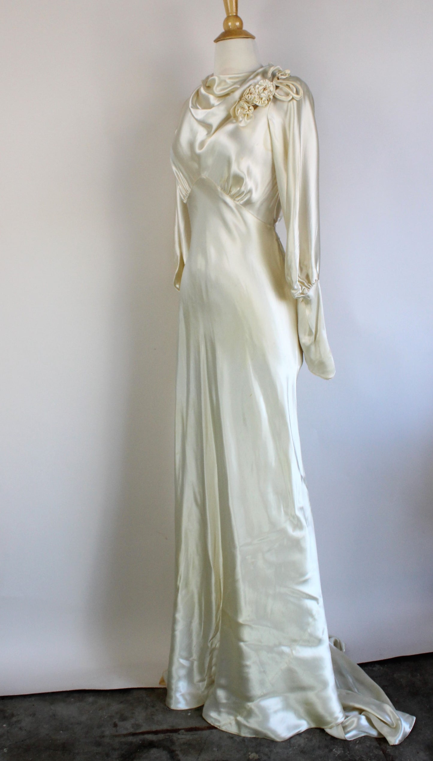 Vintage 1930s Ivory Satin Wedding Gown#N# – Toadstool Farm Vintage