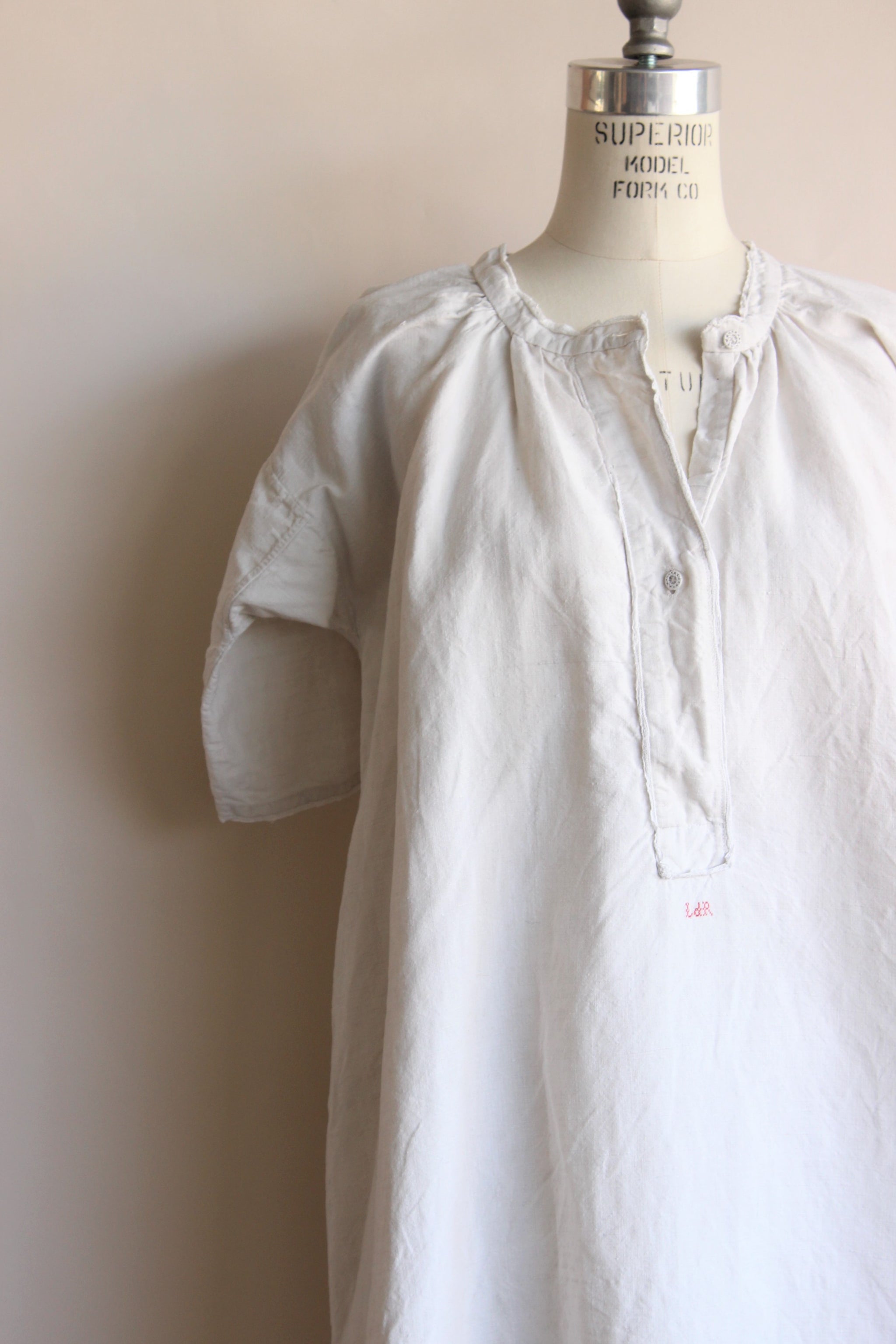 Victorian White Linen Nightgown - Toadstool Farm Vintage