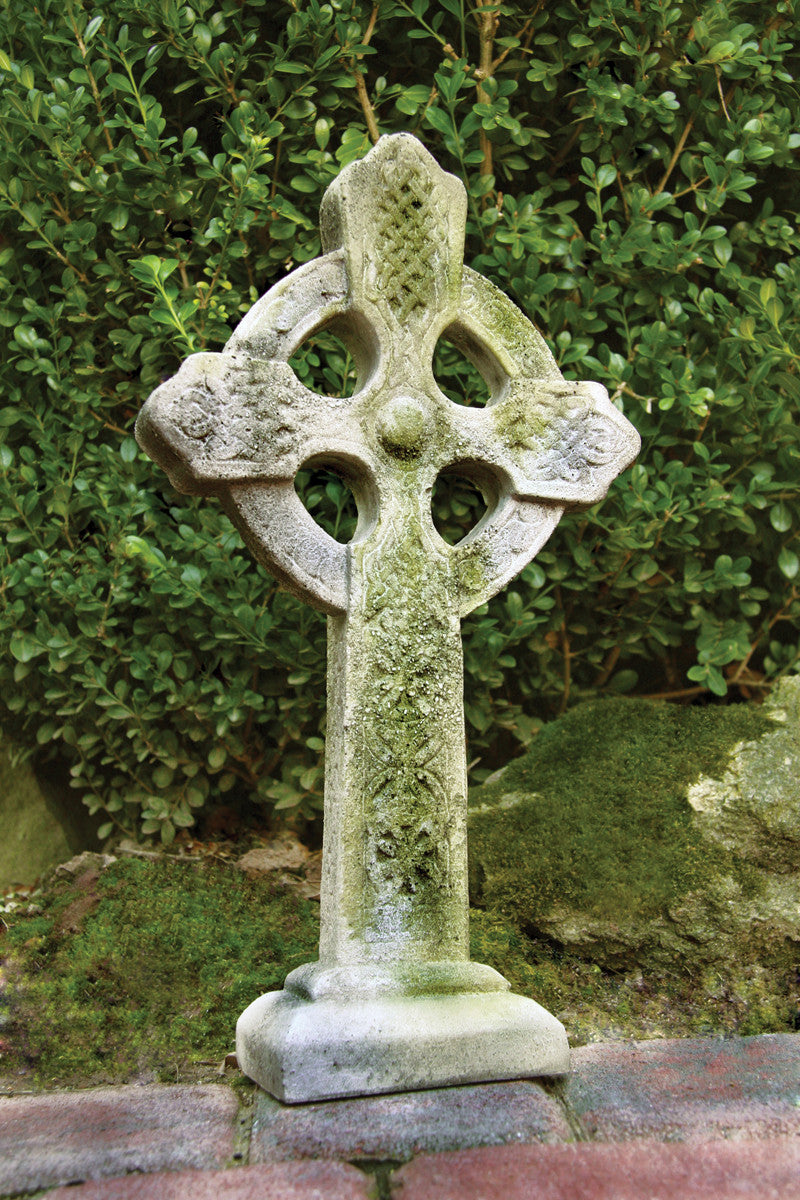 Garden Cross – Celebrate Faith