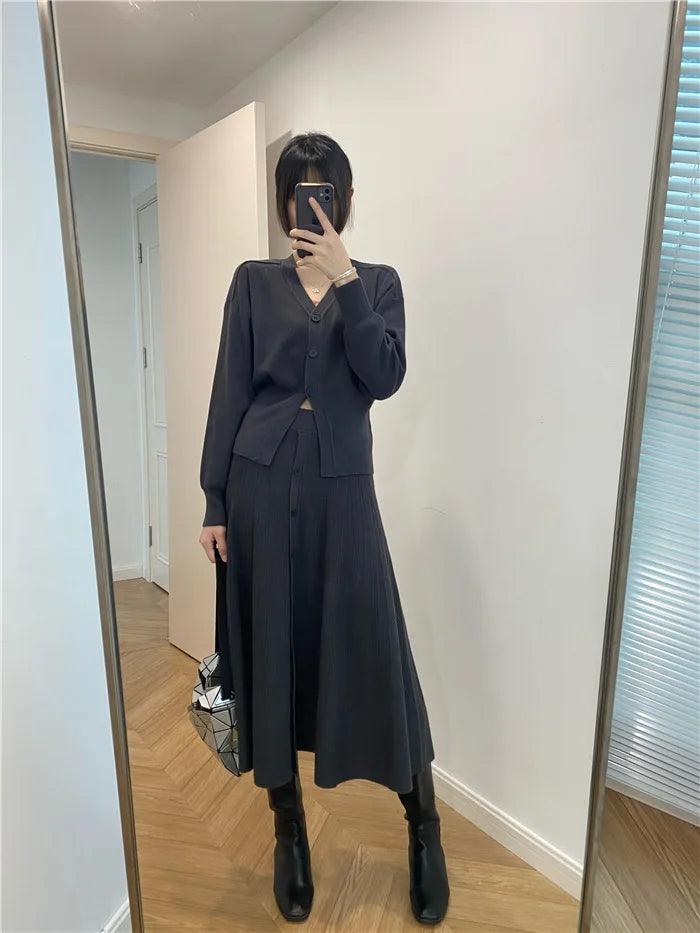 Fashion V-Neck Knitted Two-Piece Set - Trendy Mix