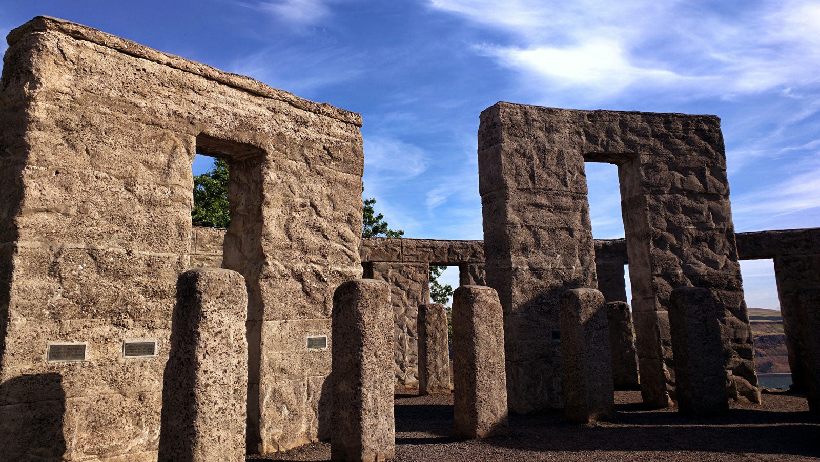 Six Little Known Attractions in Washington State - Maryhill Stonehenge