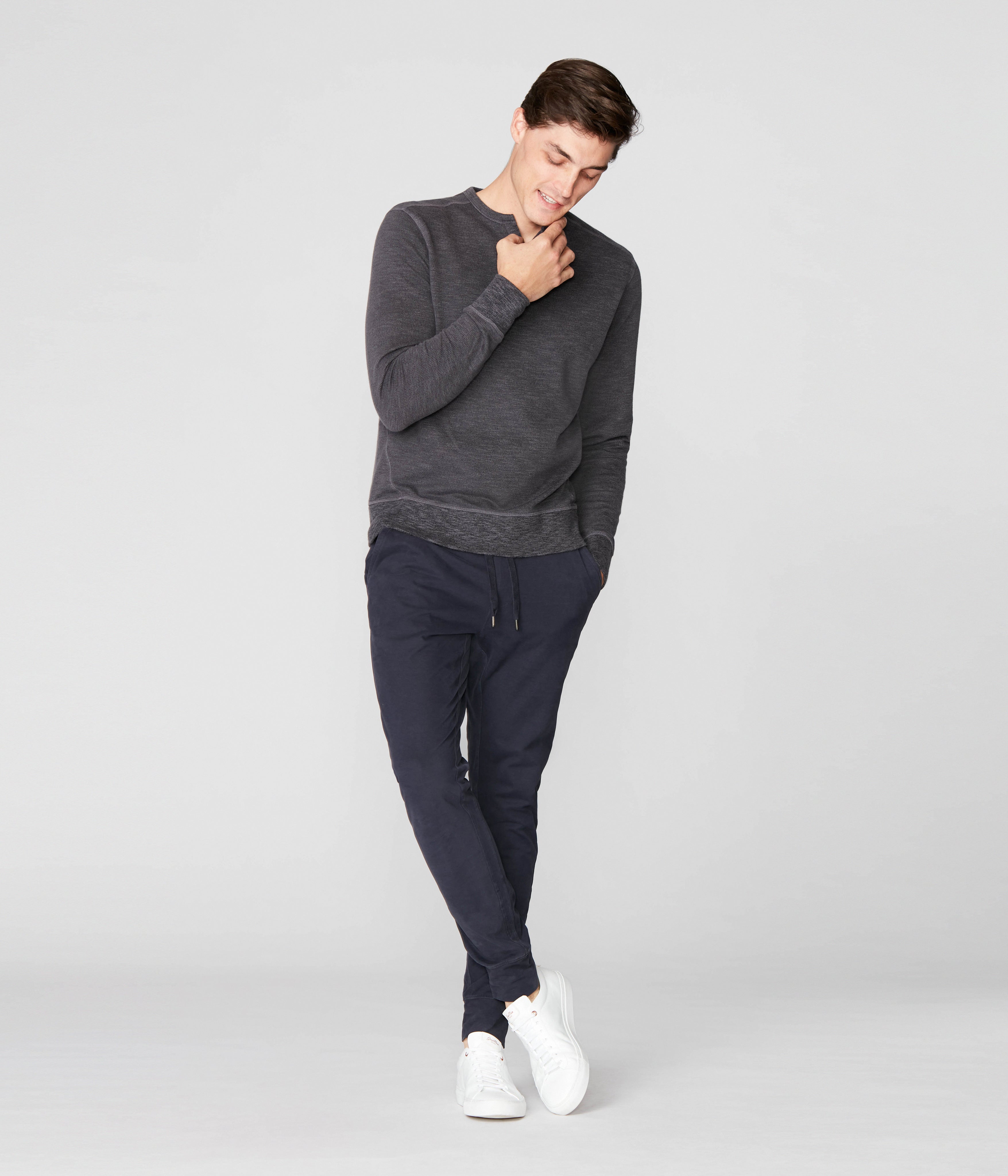 Victory V-Notch Sweatshirt in Black Marl - Magnet