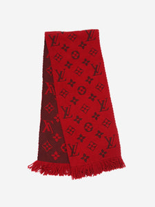 Louis Vuitton Scarf with Sweater Dress  Louis vuitton scarf, Scarf outfit, Lv  scarf