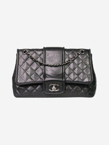Shop second hand designer handbags  Étoile Luxury Vintage – l'Étoile de  Saint Honoré
