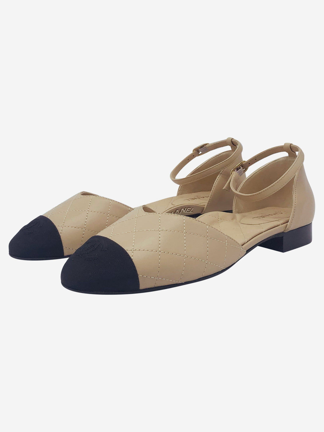 Chanel pre-owned beige and black ballet flats | SOTT