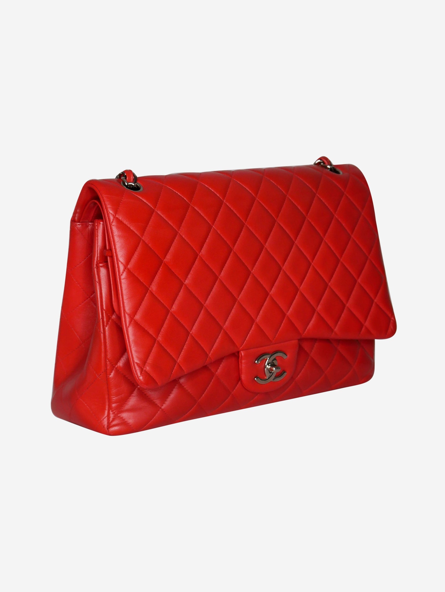 Red pre-owned Chanel maxi lambskin 2014-2015 Classic silver hardware double  flap | SOTT