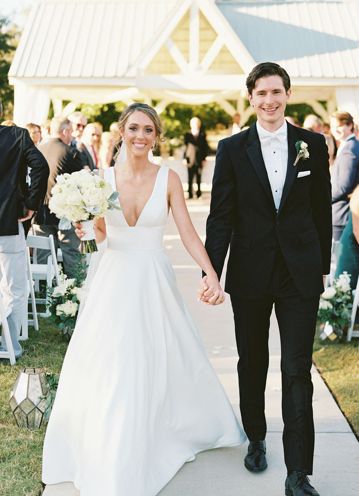 fancy barn wedding