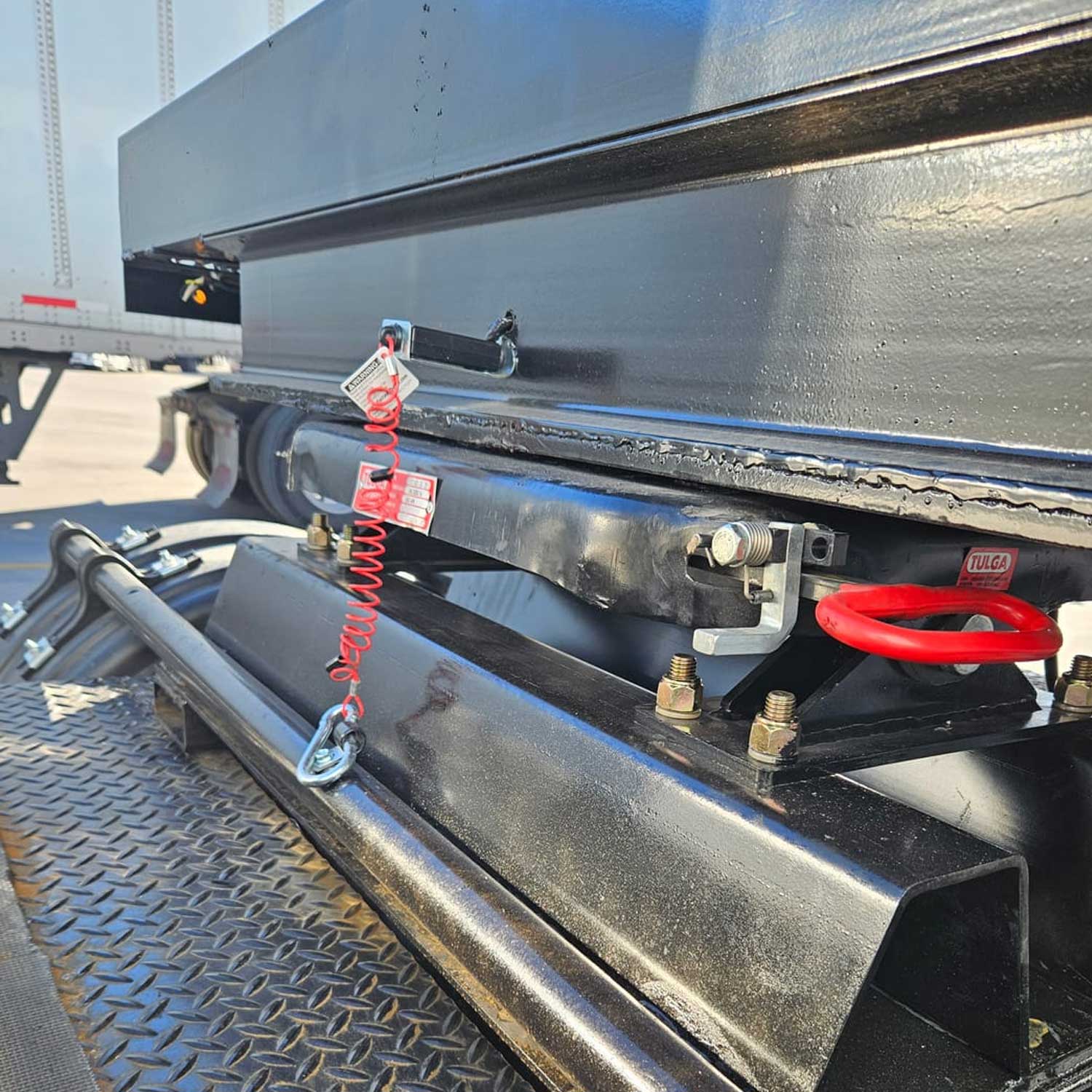 Fifth Wheel Hitch for Cab and Chassis Trucks