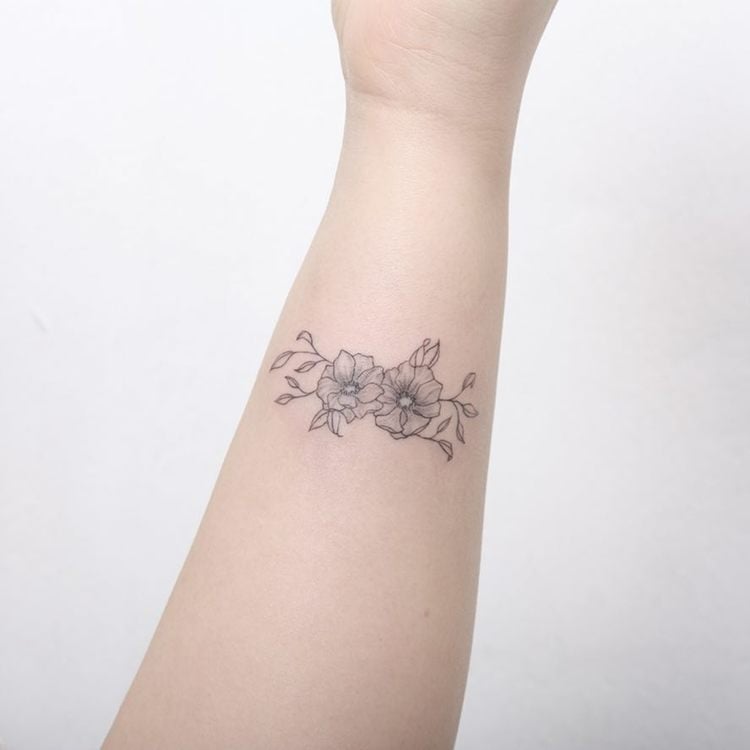 Anemone Tattoo by hyoa_tattooer