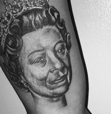 What Does Queen Elizabeth's Tattoo Mean, The Significance of Tattoos in British Royalty, Symbolism Behind Queen Elizabeth's Tattoo, Historical Context of Queen Elizabeth's Tattoo, Public Reaction to Queen Elizabeth's Tattoo, Influence of Queen Elizabeth's Tattoo on Modern Culture, Do any members of the British royal family have tattoos, What is the meaning behind the crown tattoo,