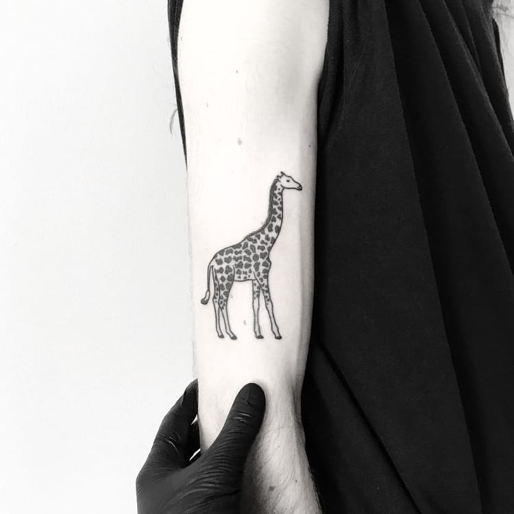 Hand Poke Giraffe Tattoo by Pokeeeeeeeoh