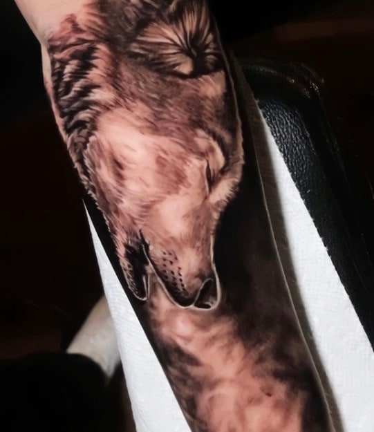 16 Forearm Tattoos for Men That Actually Look Good, 16 forearm tattoos for men that actually look good small, 16 forearm tattoos for men that actually look good simple, small forearm tattoos male, small forearm tattoos for guys with meaning, inner forearm tattoos for guys, forearm tattoos with meaning,