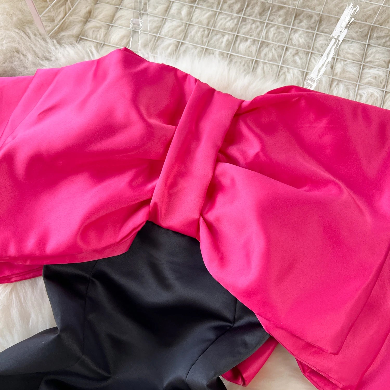 Women's Exposed Shoulder Bodycon Dress with Bow Detail - Image 6