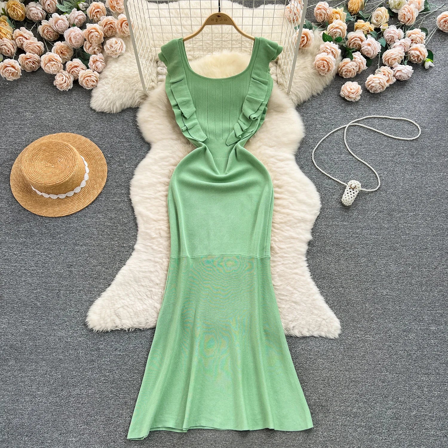 Women's Fashion Flying Sleeve Dress O Neck Knitted Fishtail Summer Dress