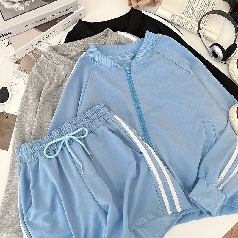 Women's Fashion Tracksuit Set: O-Neck Sweatshirt and Wide Leg Shorts - Image 5
