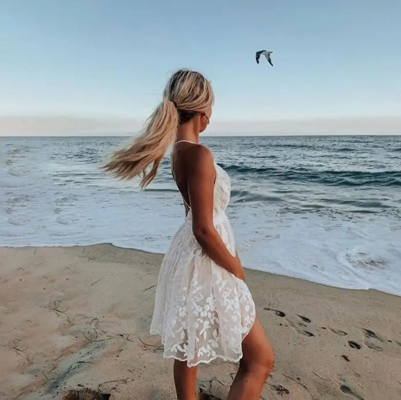 Stylish Backless V-Neck Sleeveless Dress for Women - Image 2
