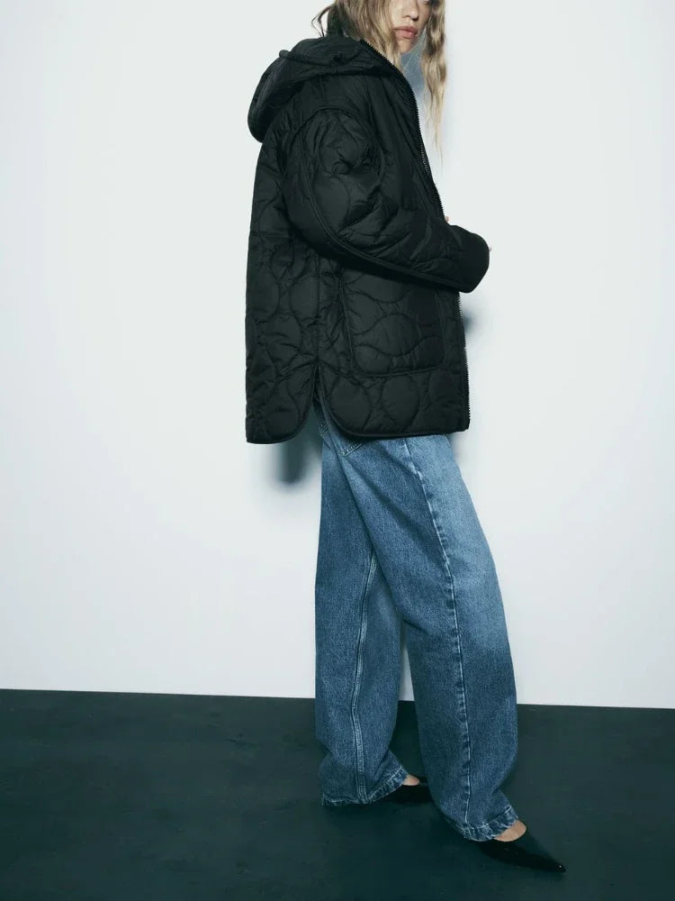 Water repellent quilted jacket with high collar and hood. - Image 4