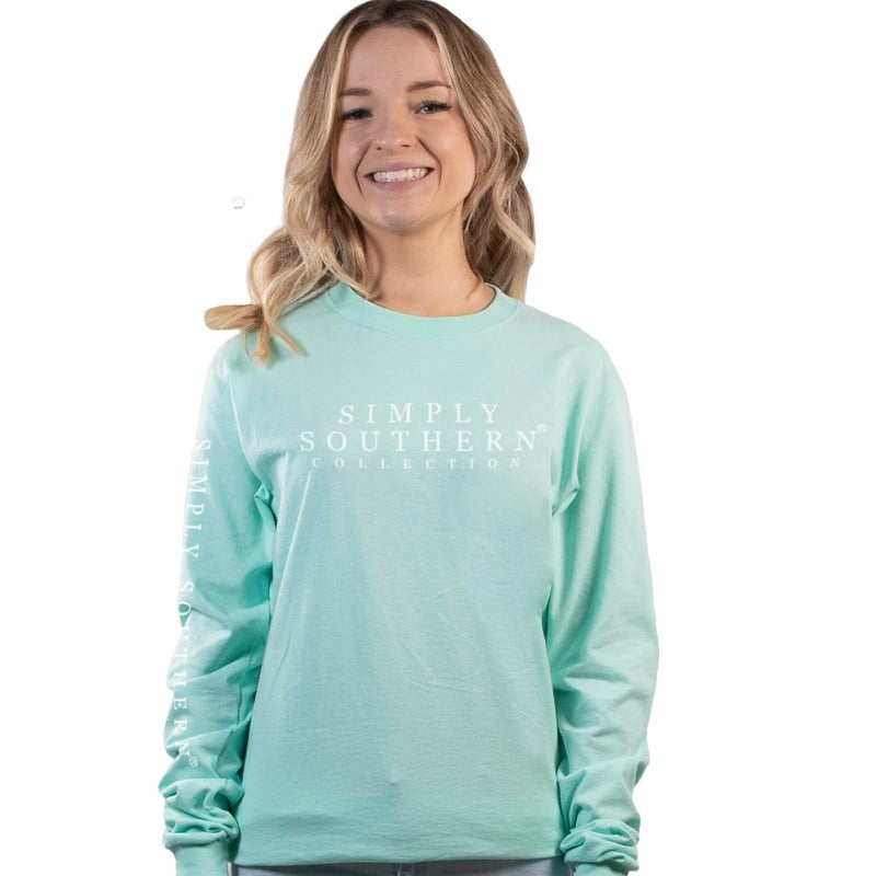 Merry & Bright Simply Southern Long Sleeve Tee – Southern Recollection