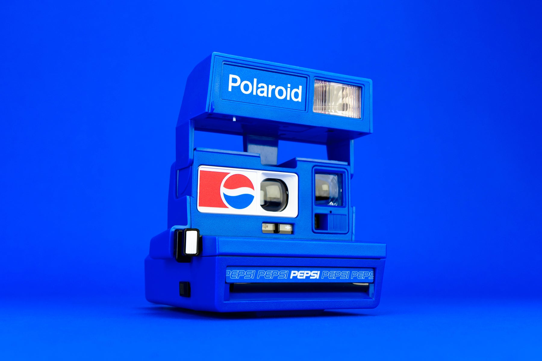 New Pepsi Polaroid 600 Camera