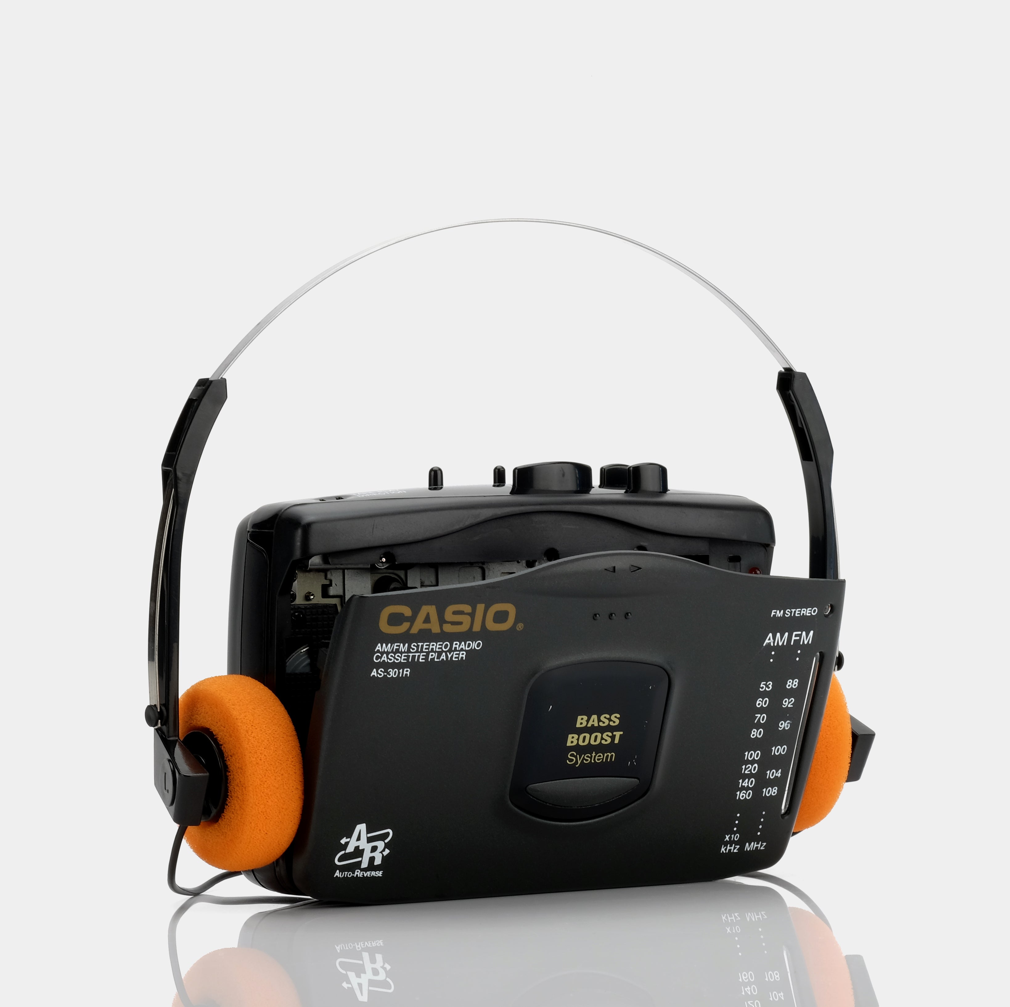 Casio AS301R AM/FM Portable Cassette Player Retrospekt